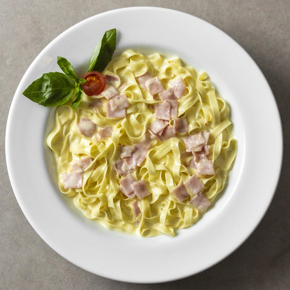 Fettuccine Alfredo