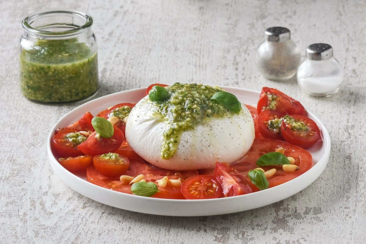 Burrata con Tomates